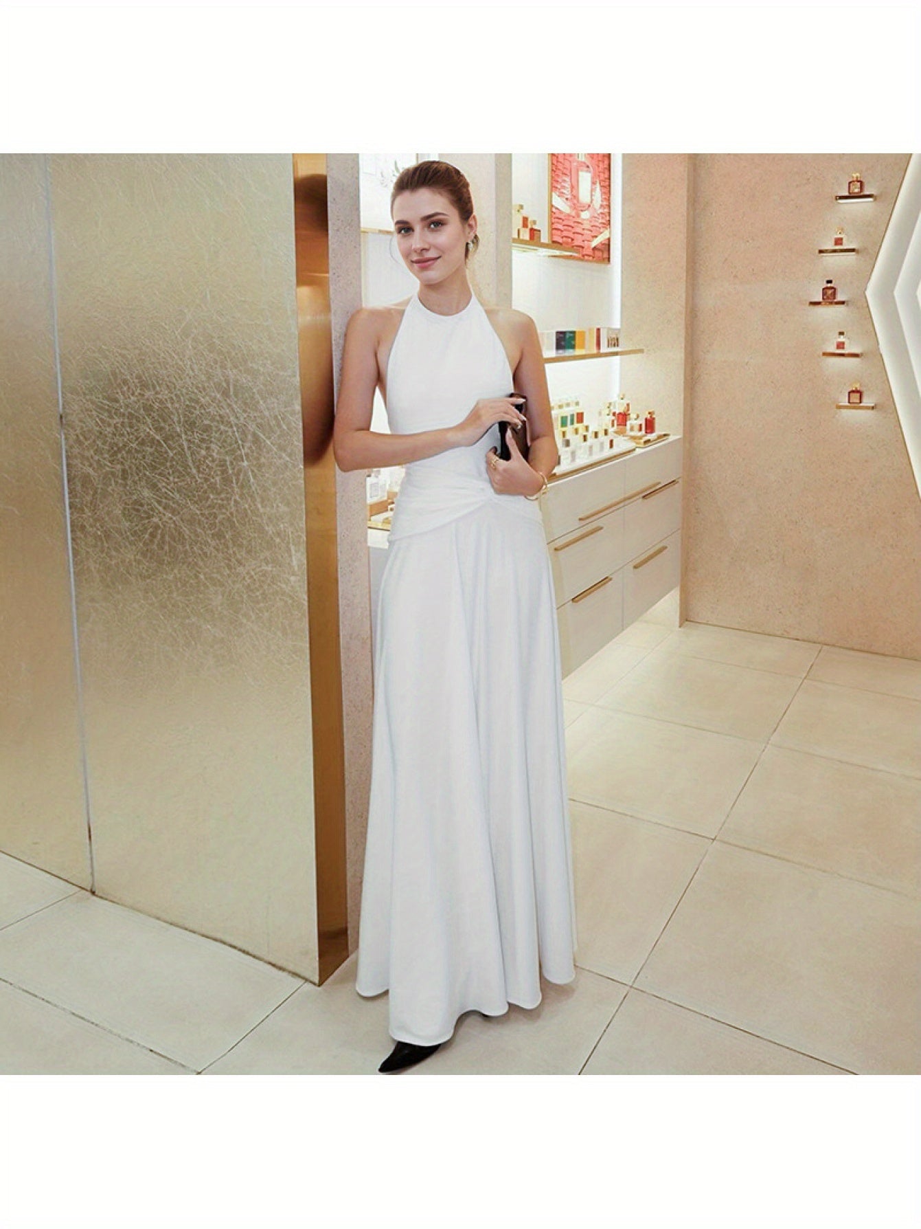 Elegant Women'S Halter Neck Backless Ruched Waist Dress - Sleeveless, Long Flowing Skirt, Solid Color, Perfect for Spring\u002FSummer\u002FFall, Formal Event Attire, Formal Event Dress | Sleeveless Fashion | Ruched Waist Design, Cute Dresses