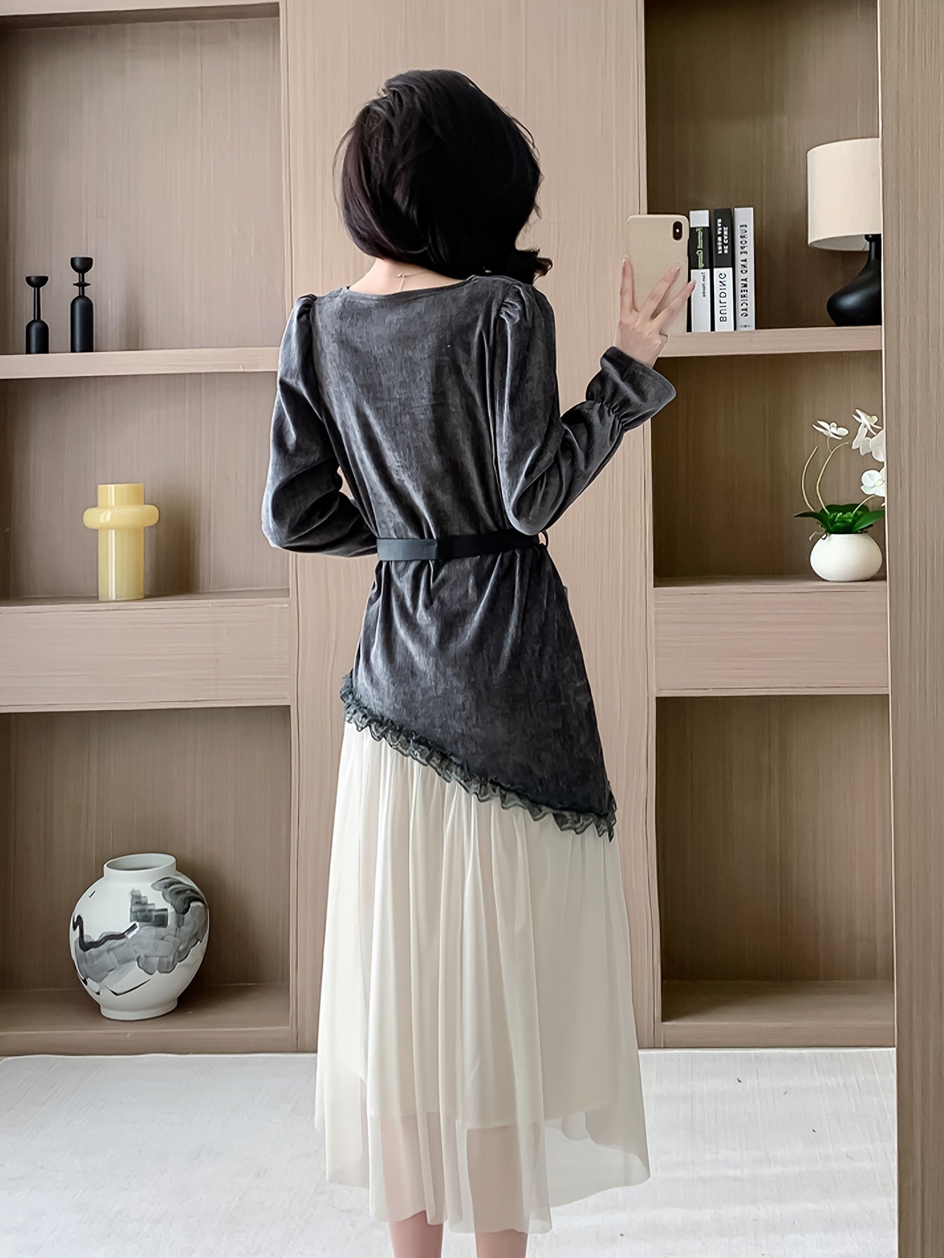 Women'S Stylish And Elegant Two-Piece Dress with Pockets, Long Sleeves, And a Belt Included.